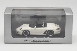 Porsche 911 997 Speedster Biely Minichamps 1:43 WAP0200290B Kov – obrázok 4 z 4