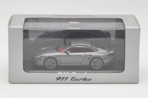 Porsche 911 997 Turbo Anthracite Grey Minichamps 1:43 WAP0200010A Kov – obrázok 4 z 4
