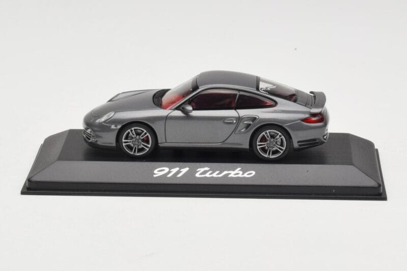 Porsche 911 997 Turbo Anthracite Grey Minichamps 1:43 WAP0200010A Kov