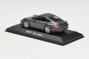 Porsche 911 997 Turbo Grey Metallic Minichamps 1:43 WAP02013116 Kov – obrázok 3 z 4