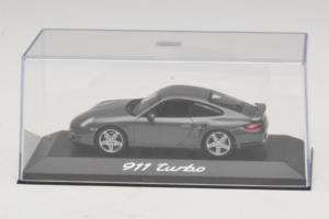 Porsche 911 997 Turbo Grey Metallic Minichamps 1:43 WAP02013016 Kov – obrázok 4 z 5