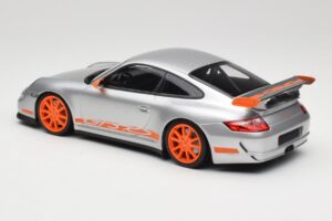 Porsche 911 997.1 GT3 RS Strieborný s Oranžovými Diskami Minichamps 1:18 155062120 Kov – obrázok 5 z 6