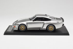 Porsche 911 930 Almeras Biturbo 3.3 Strieborný Kess 1:18 KE18005B Živica – obrázok 3 z 6