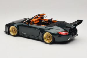 Porsche 911 992 Cabriolet Old & New Tokyo Auto Salon GT Spirit 1:18 GT548 Živica – obrázok 5 z 6
