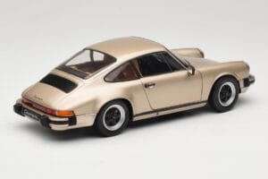 Porsche 911 Carrera 3.2 Bronzový Solido 1:18 S1802602 Kov – obrázok 3 z 8