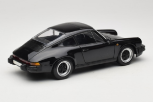 Porsche 911 Carrera 3.2 Čierny Minichamps 1:18 100063060-R1 Kov – obrázok 3 z 8