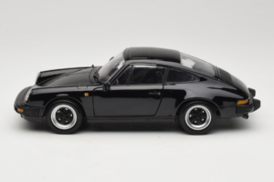 Porsche 911 Carrera 3.2 Čierny Minichamps 1:18 100063060-R1 Kov – obrázok 4 z 8
