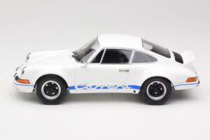 Porsche 911 Carrera RSR Group 4 GT Biely & Modrý 1973 Minichamps 1:18 107065020 Kov – obrázok 3 z 6