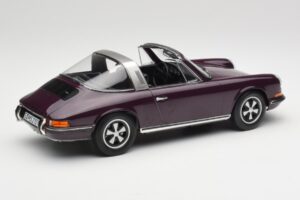 Porsche 911 E Targa Fialový Norev 1:18 187644 Kov – obrázok 3 z 7