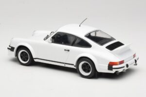 Porsche 911 SC GT Race Version IXO 1:18 18CMC007 Kov – obrázok 5 z 6