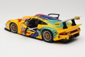 Porsche 911 GT1 #1 D. Rohr / R. Pilgrim / A. McNish 1997 UT Models 1:18 39724 Kov – obrázok 5 z 8