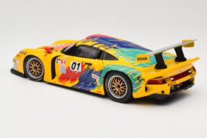 Porsche 911 GT1 #1 D. Rohr / R. Pilgrim / A. McNish 1997 UT Models 1:18 39724 Kov – obrázok 7 z 8