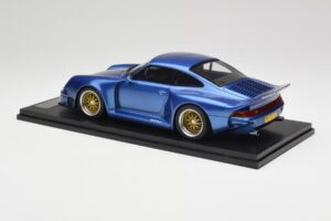 Porsche 911 993 Almeras GT1 Modrý Kess 1:18 KE18004A Živica – obrázok 5 z 6