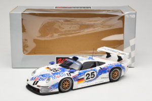 Porsche 911 GT1 #25 H. Stuck / T. Boutsen / B. Wollek 24 Hours of Le Mans 1996 UT Models 1:18 180966625 Kov – obrázok 8 z 8