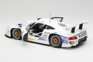 Porsche 911 GT1 #6 T. Boutsen / H-J. Stuck 1997 UT Models 1:18 39720 Kov – obrázok 5 z 8