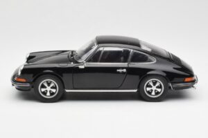 Porsche 911 S Čierny Schuco 1:18 450047200 Kov – obrázok 4 z 8