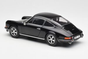 Porsche 911 S Čierny Schuco 1:18 450047200 Kov – obrázok 7 z 8