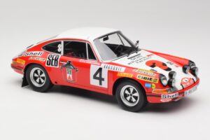 Porsche 911 S #4 G. Larrousse / M. Perramond 2nd Place Rally Monte Carlo 1972 Minichamps 1:18 107726804 Živica – obrázok 4 z 6