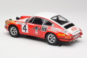 Porsche 911 S #4 G. Larrousse / M. Perramond 2nd Place Rally Monte Carlo 1972 Minichamps 1:18 107726804 Živica – obrázok 5 z 6