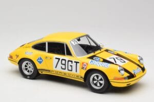 Porsche 911 S Racing Team AAW #79 H. Frohlich / P. Toivonen 1000km Nurburgring 1971 Minichamps 1:18 107706879 Živica – obrázok 4 z 6