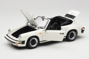 Porsche 911 SC Kabriolet Biely Minichamps 1:18 100063031 Kov – obrázok 2 z 8
