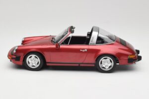 Porsche 911 SC G-Series Targa Guards Red Metallic KK-Scale 1:18 KKDC180921 Kov – obrázok 3 z 6