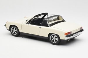 Porsche 914/6 Svetlá Slonová Kosť AUTOart 1:18 77933 Kov – obrázok 7 z 8