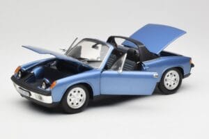 Porsche 914 Modrý Revell 1:18 08975 Kov – obrázok 2 z 8