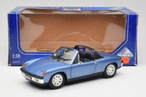 Porsche 914 Modrý Revell 1:18 08975 Kov – obrázok 8 z 8
