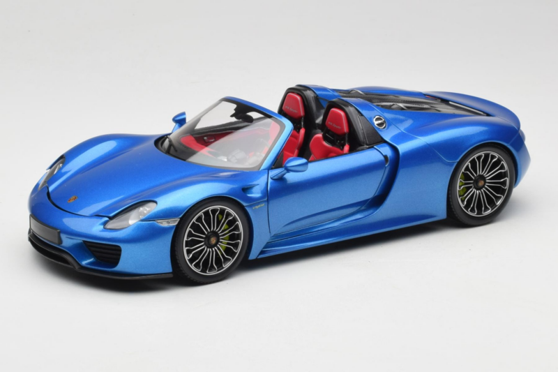Porsche 918 Spyder Blue Metallic Minichamps 1:18 110062432 Kov