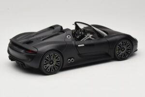Porsche 918 Spyder Matte Black Minichamps 1:18 110060031 Kov – obrázok 3 z 8