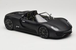 Porsche 918 Spyder Matte Black Minichamps 1:18 110060031 Kov – obrázok 6 z 8