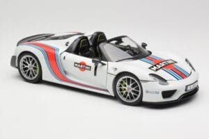 Porsche 918 Spyder Weissach Package Martini Minichamps 1:18 110062440 Kov – obrázok 6 z 8