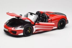 Porsche 918 Spyder Weissach Package Červený & Biele Pruhy Minichamps 1:18 110062442 Kov – obrázok 2 z 9