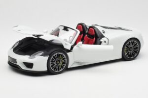 Porsche 918 Spyder Biely Minichamps 1:18 110062436 Kov – obrázok 2 z 8