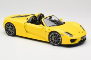 Porsche 918 Spyder Žltý Minichamps 1:18 110062434 Kov – obrázok 6 z 8