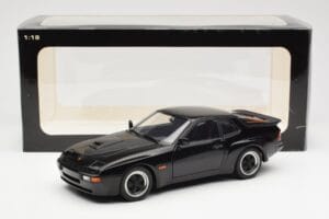 Porsche 924 Carrera GT Čierny AUTOart 1:18 78001 Kov – obrázok 8 z 8