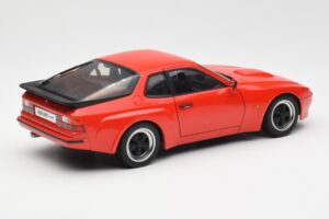 Porsche 924 Carrera GT Guards Červený AUTOart 1:18 78003 Kov – obrázok 3 z 8