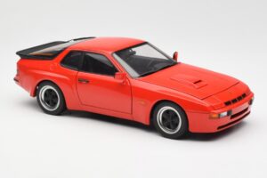 Porsche 924 Carrera GT Guards Červený AUTOart 1:18 78003 Kov – obrázok 6 z 8