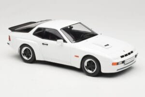 Porsche 924 Carrera GT Biely MCG 1:18 MCG18197 Kov – obrázok 4 z 6