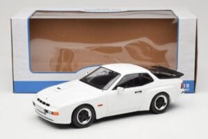 Porsche 924 Carrera GT Biely MCG 1:18 MCG18197 Kov – obrázok 6 z 6