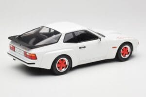 Porsche 924 Carrera GT Biely & Červené Ráfiky MCG 1:18 MCG18303 Kov – obrázok 2 z 6