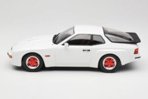 Porsche 924 Carrera GT Biely & Červené Ráfiky MCG 1:18 MCG18303 Kov – obrázok 3 z 6