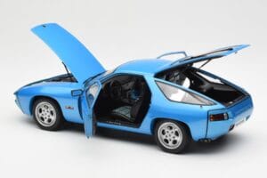 Porsche 928 Modrý AUTOart 1:18 77901 Kov – obrázok 5 z 8