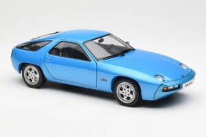Porsche 928 Modrý AUTOart 1:18 77901 Kov – obrázok 6 z 8