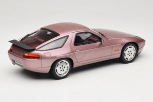 Porsche 928 S Cassis Red Metallic GT Spirit 1:18 GT524 Živica – obrázok 2 z 6