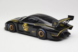 Porsche 935/19 Čierny so Zlatými Pruhmi Minichamps 1:18 155067568 Kov – obrázok 5 z 6