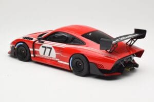 Porsche 935/19 Červený s Bielymi Pruhmi Minichamps 1:18 155067577 Kov – obrázok 5 z 6