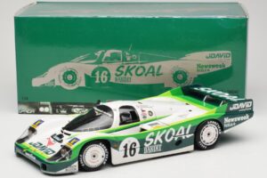 Porsche 956L #16 Skoal Bandit G. Edwards / D. Sears / M. Bleekemolen 24 Hours of Le Mans 1983 Minichamps 1:18 183836916 Kov – obrázok 8 z 8