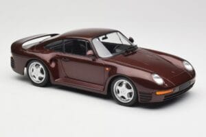 Porsche 959 Dark Red Metallic Minichamps 1:18 155066204 Kov – obrázok 3 z 6